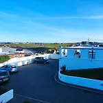 Newquay Fistral Beach View With Pool