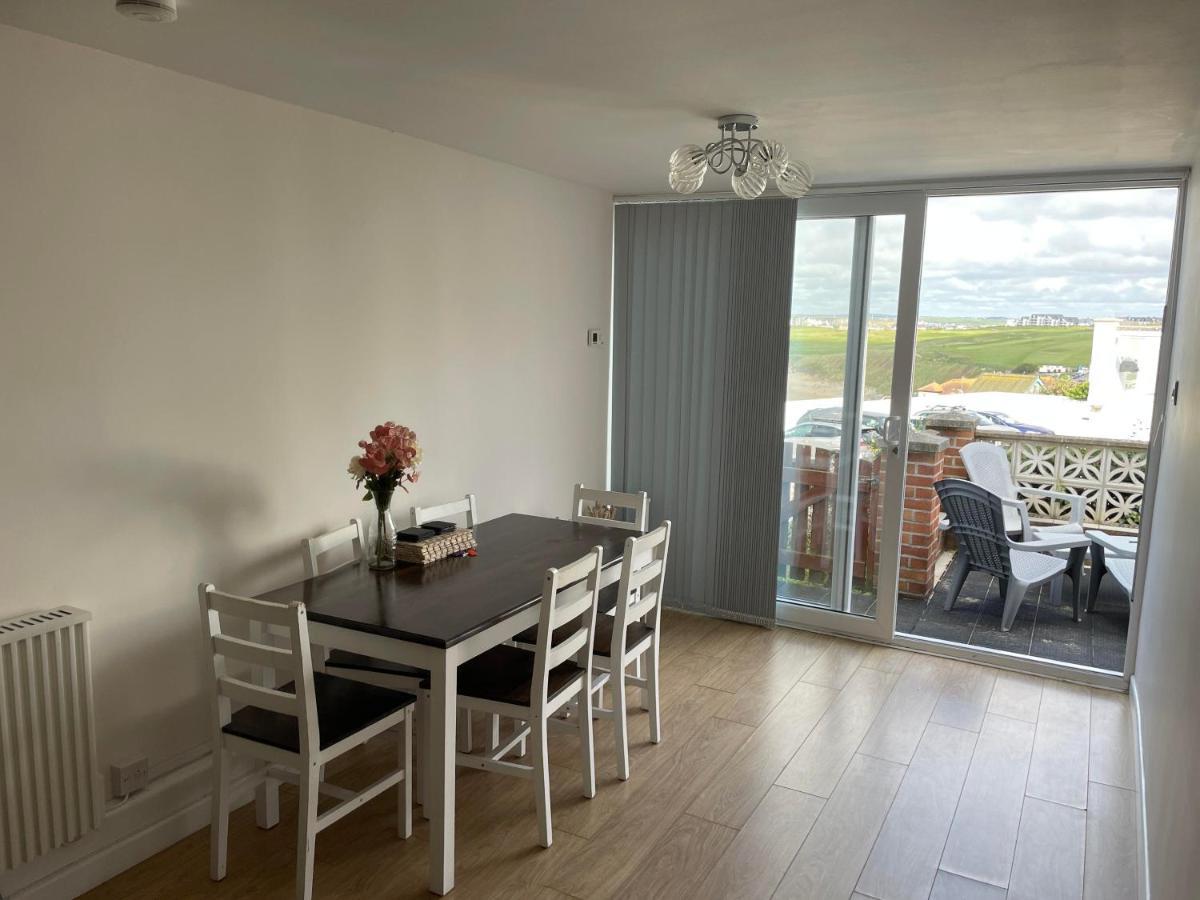 Newquay Fistral View With Pool Apartment *