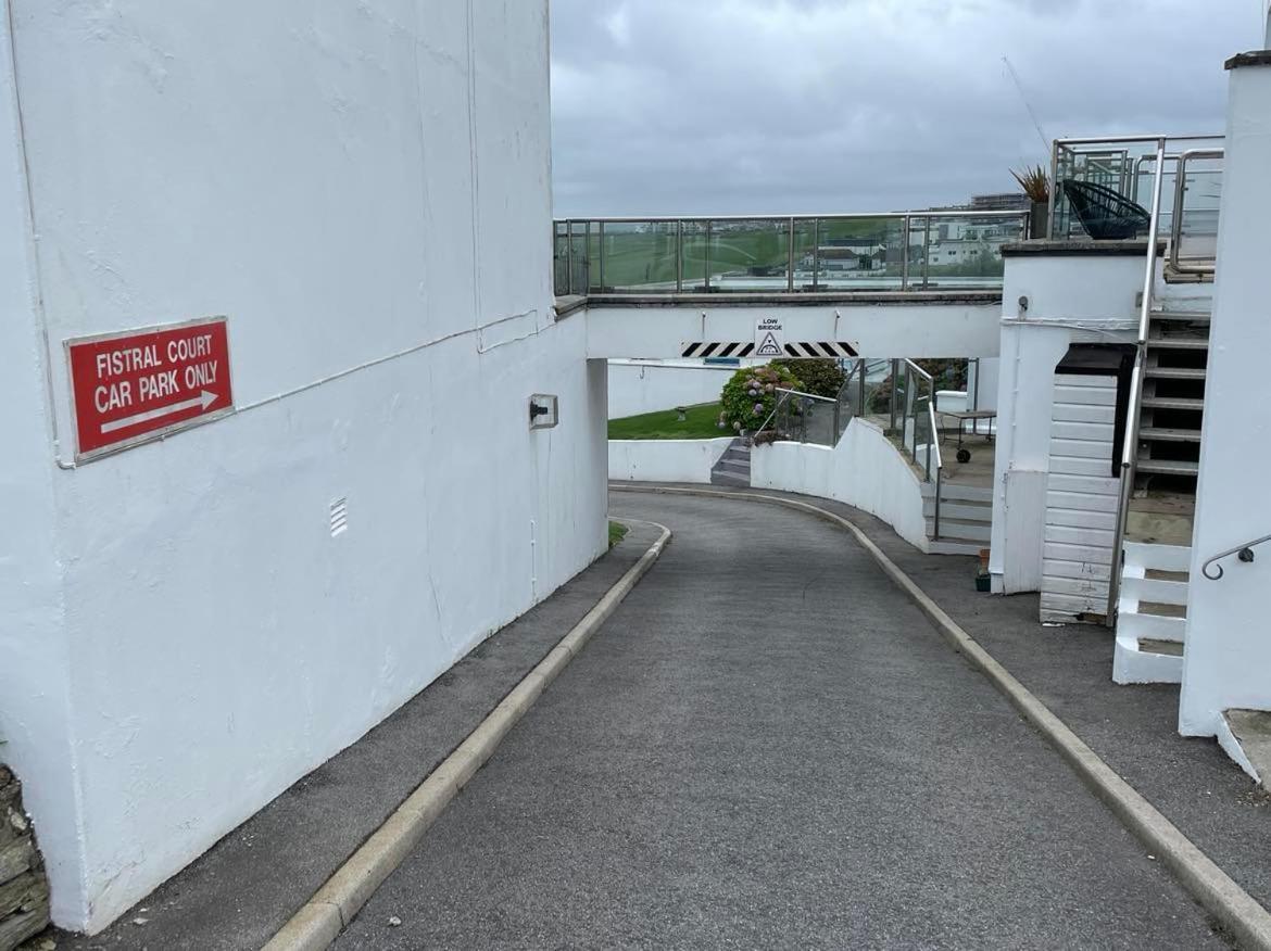 Newquay Fistral View With Pool Apartment *